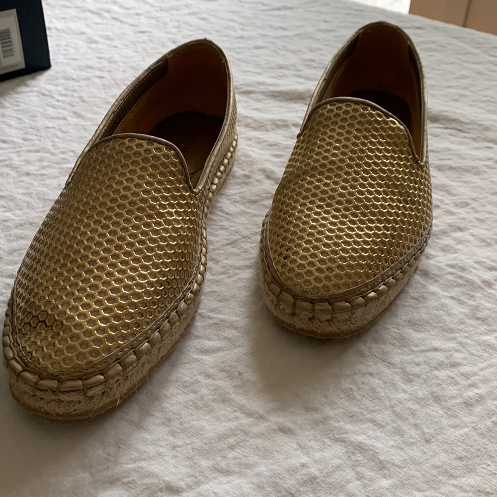 Cole Haan women’s slip one shoe gently used